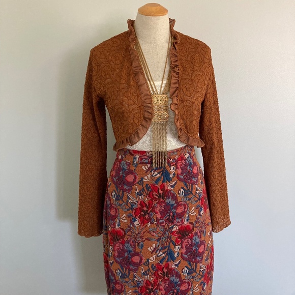 Lace Bolero with Bell Sleeves, Size M - Picture 2 of 10